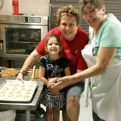Three generations baking together in the bakery