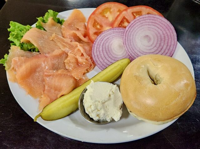 Plate*